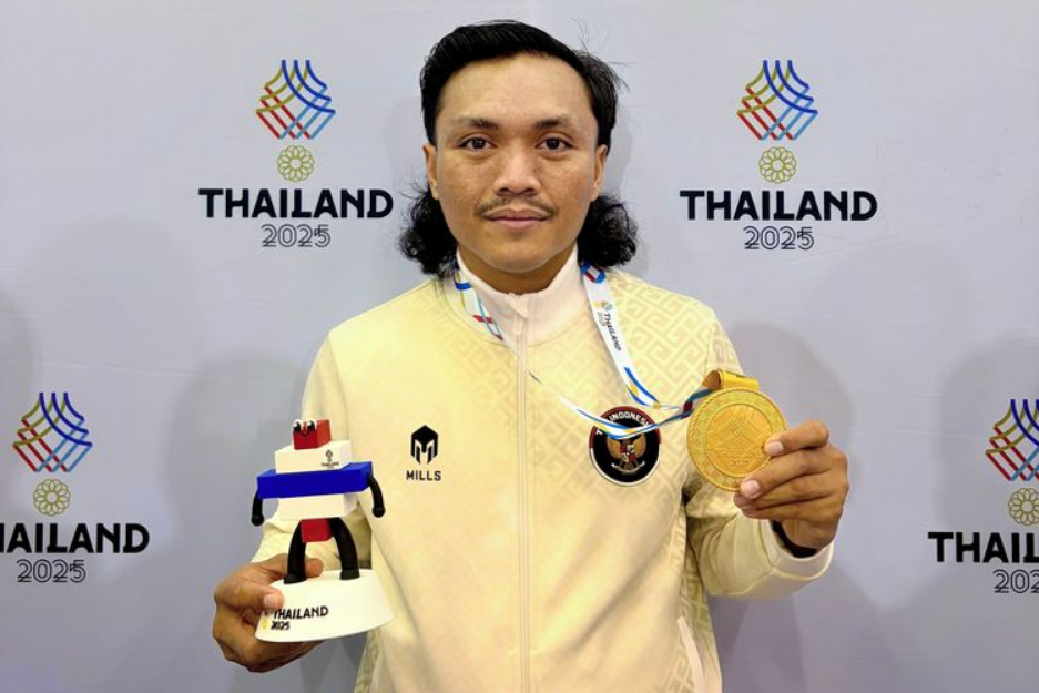 Dari Anak Buruh Pabrik ke Juara Emas SEA Games 2025: Kisah Perjuangan Adi Darmawan Leksono