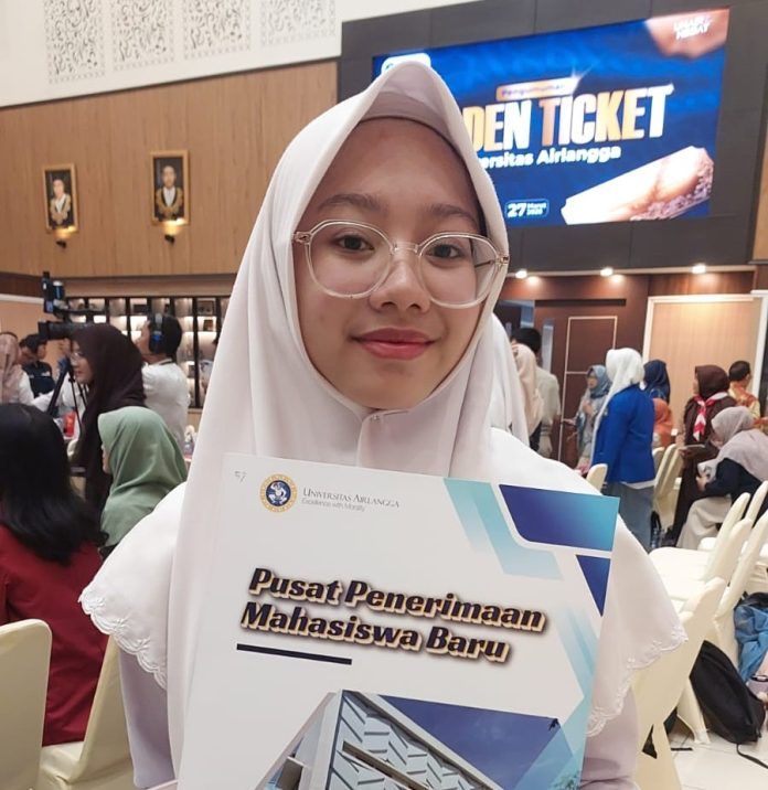 Hafal 30 Juz dan Raih Gelar Olimpiade, Syahda Diterima FK Unair Tanpa Tes